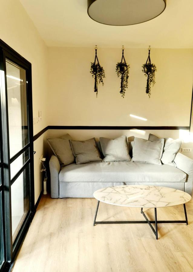 Royal Park- Magical Garden Apartment Ейлат Екстер'єр фото