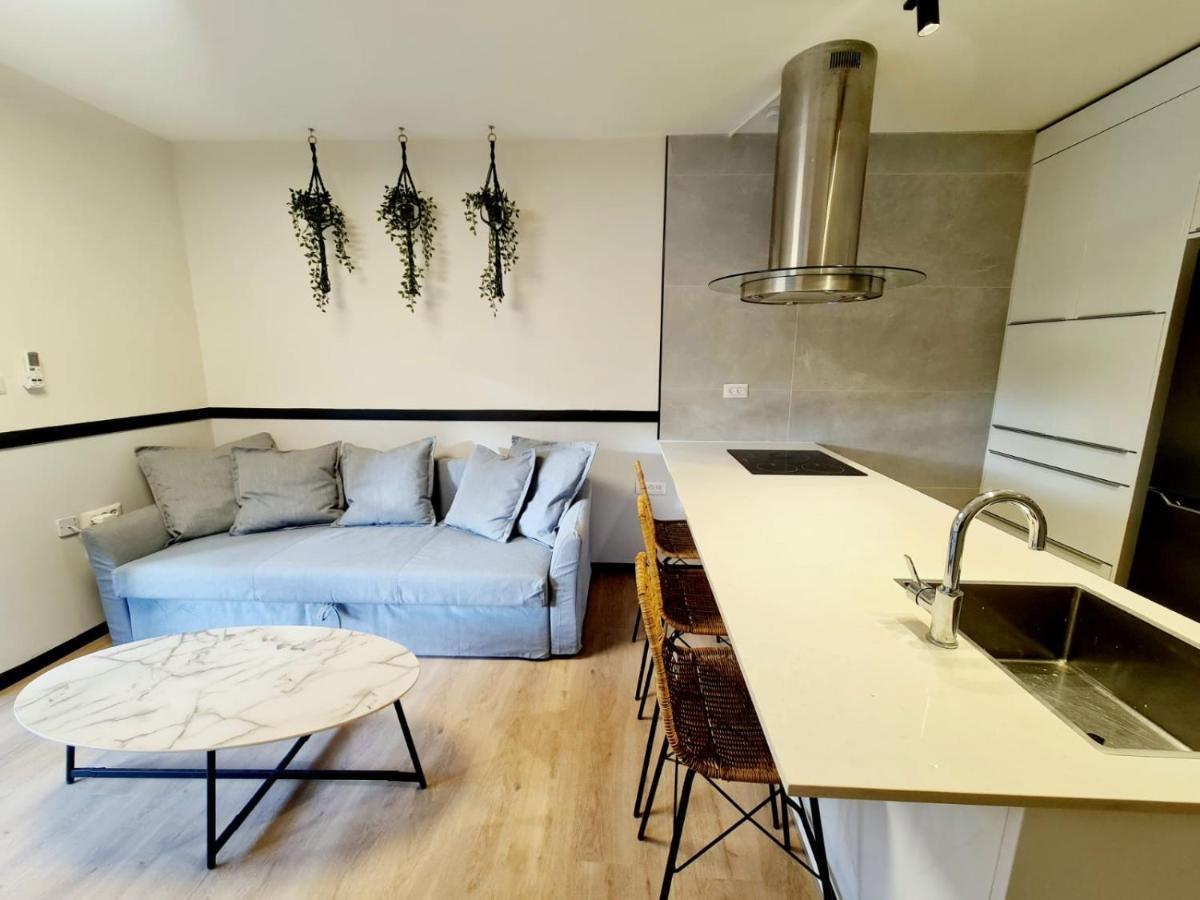 Royal Park- Magical Garden Apartment Ейлат Екстер'єр фото